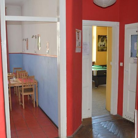 Old Walls Hostel Cracovia Exterior foto